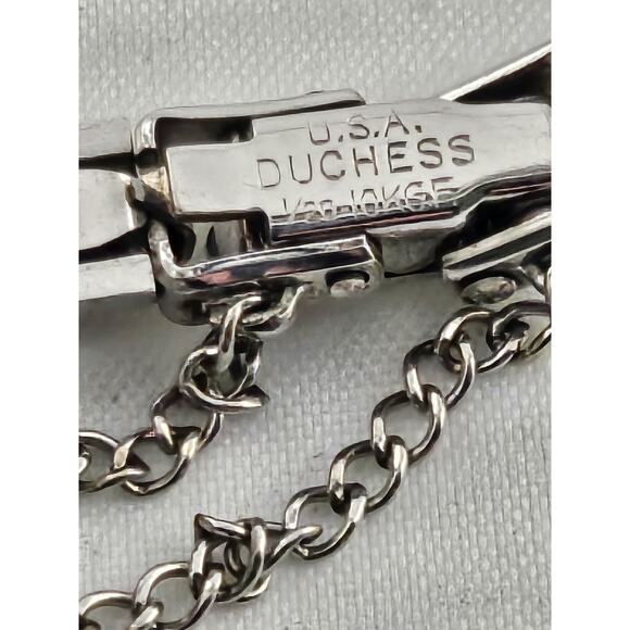 1968 Ladies Bulova 17 jewel "Leading Lady" Cocktail Watch Band Mint Condition - Picture 9 of 16